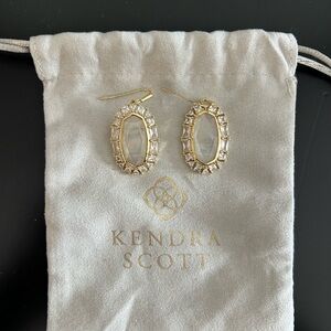 Kendra Scott Gold and Cream Oval Earrings